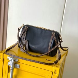 EXPRESS Small Handbag Black