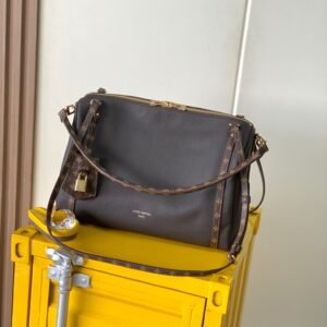 Express Medium Handbag