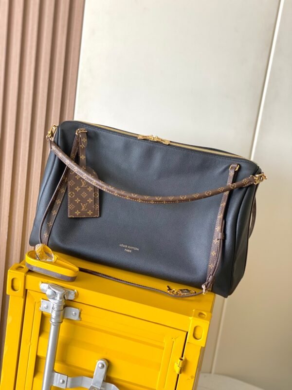 EXPRESS Large Handbag Black