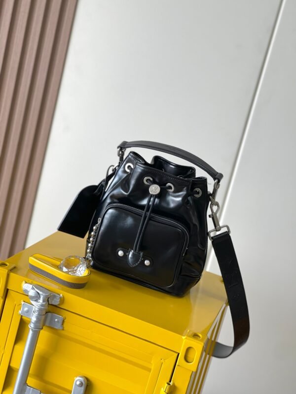 Noé Cargo Small Bucket Bag