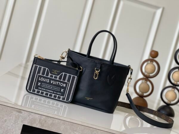 Mneverfull Inside Out bb